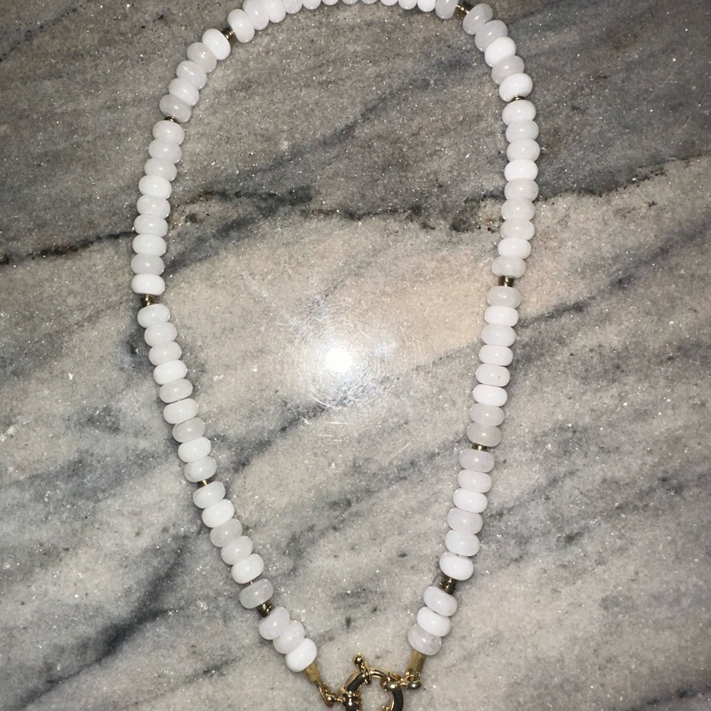 Handmade Elegant White Beaded Necklace